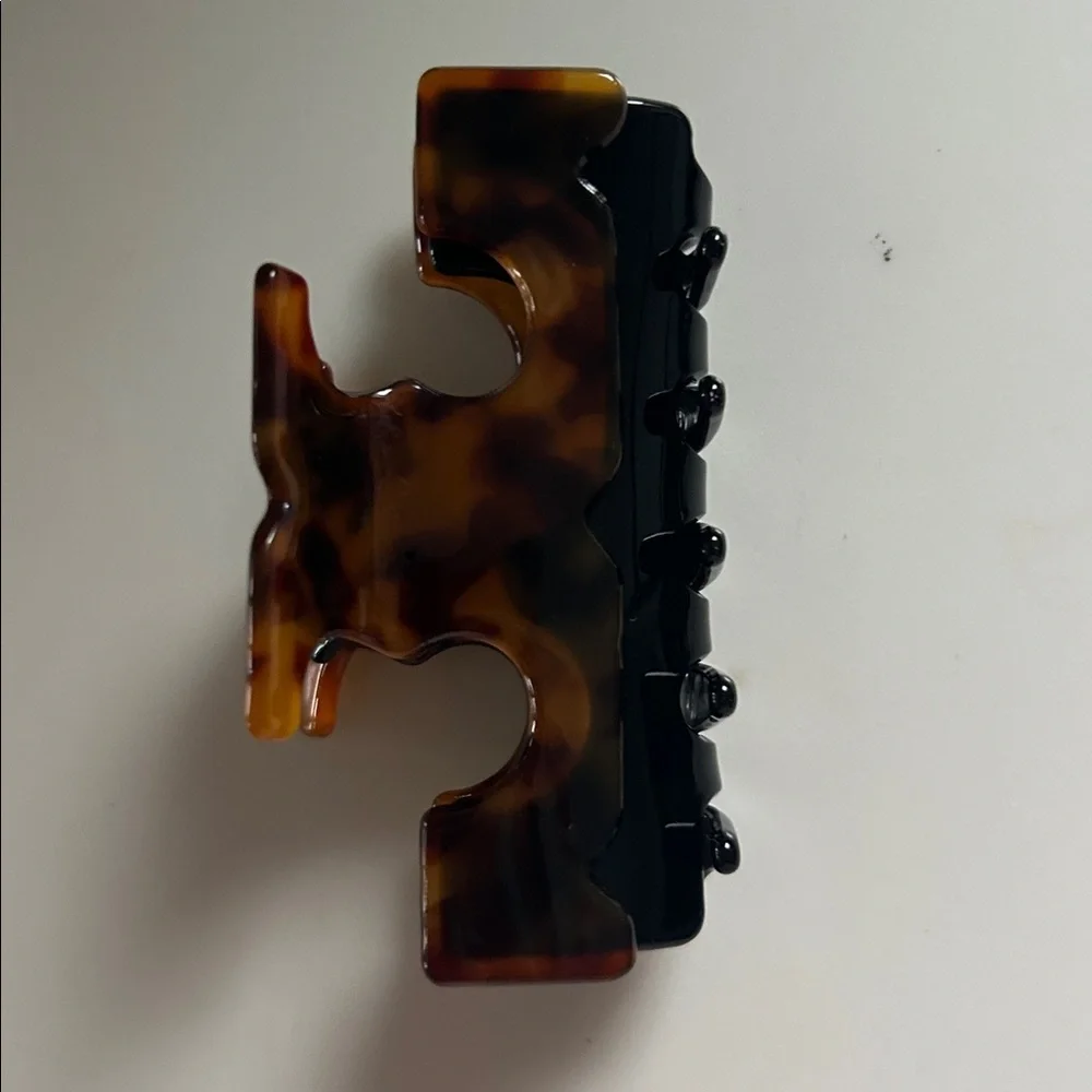 Tory Burch Brown/Black Tortoise Hair Clip NWT Dust Bag Included - Picture 5 of 7